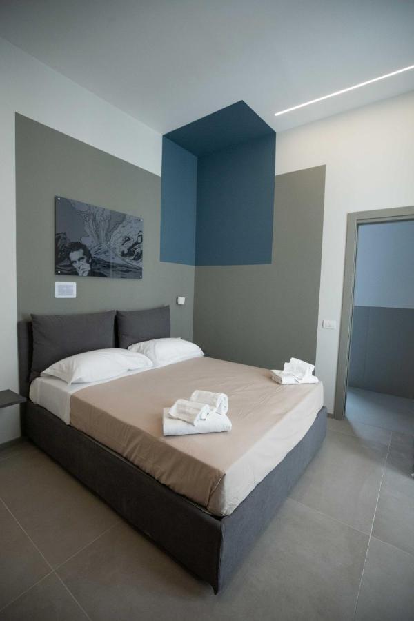 è....... By Dimorra Aparthotel Napoli